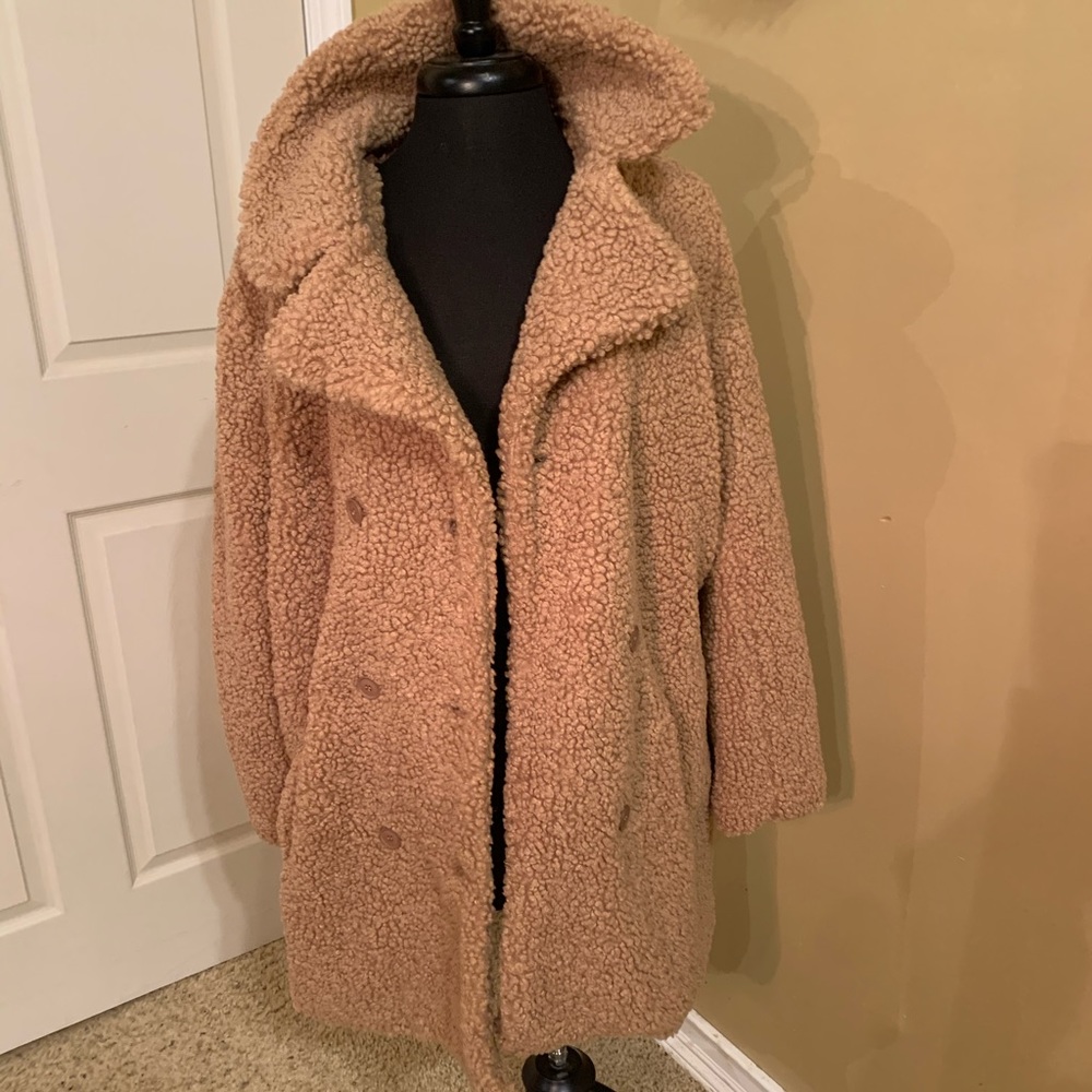 Teddy bear coat. Never worn. - Picture 4 of 5